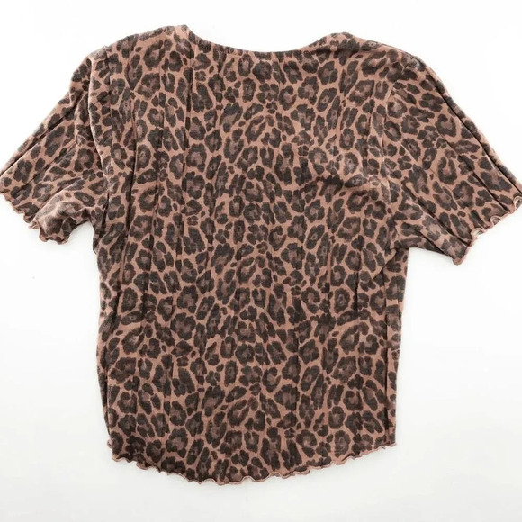 Outlaw Women's Brown Lettuce Hem Pleated Crop Top Size M - Picture 2 of 3